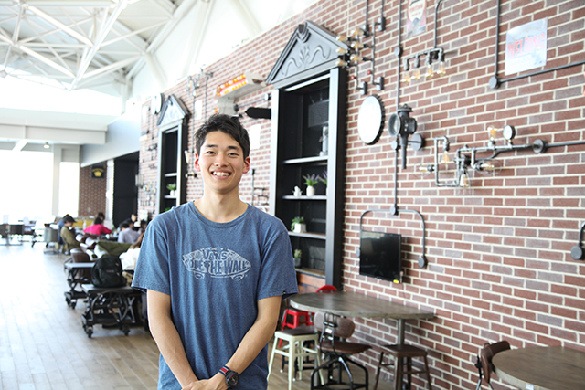 英米語学科3年　柴田 三揮さん