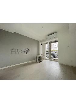 白い壁