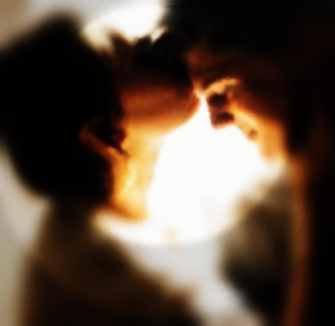 おでこにキッス