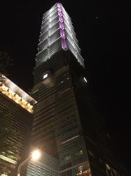 恋に落ちたのは　だれ？