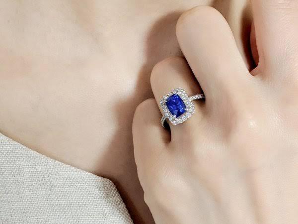 お手をどうぞ、Cinderella