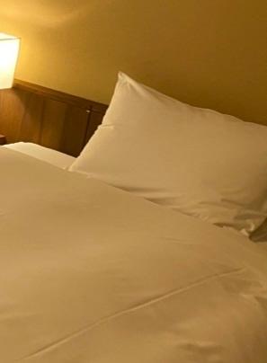 先輩の添い寝係になりました