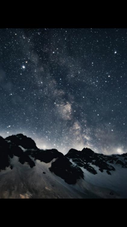 【紫・超短編】飯事みたいな夢を忘れない奴らの隔離洗脳高校(洗脳夢より)