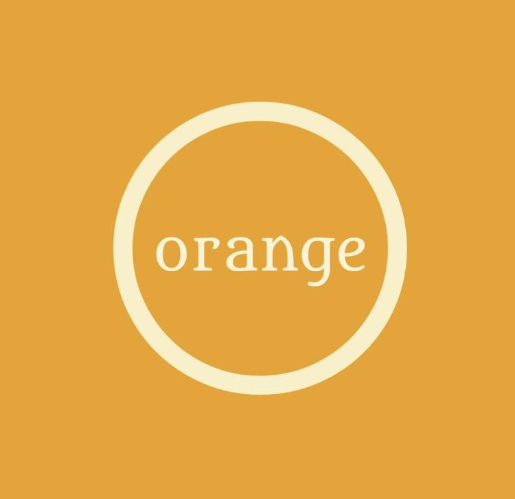 オレンジ